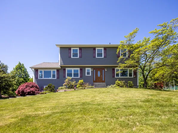 54 Flax Hill Road, Brookfield, CT 06804