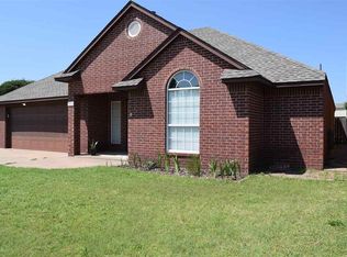 2555 Homestead Rd, Enid, OK 73703