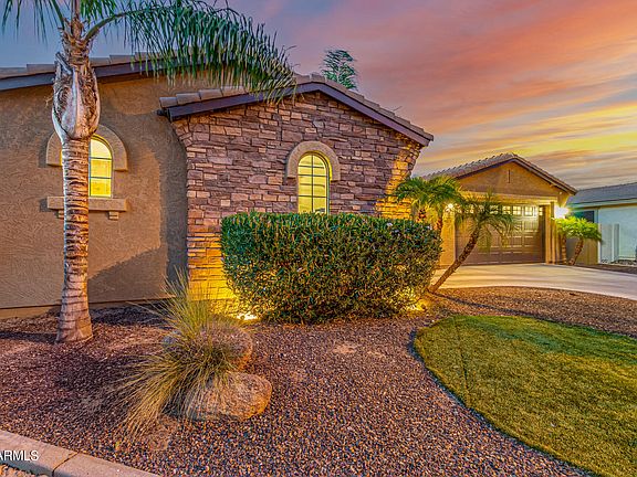 4th image of 3650 E CANYON Way
