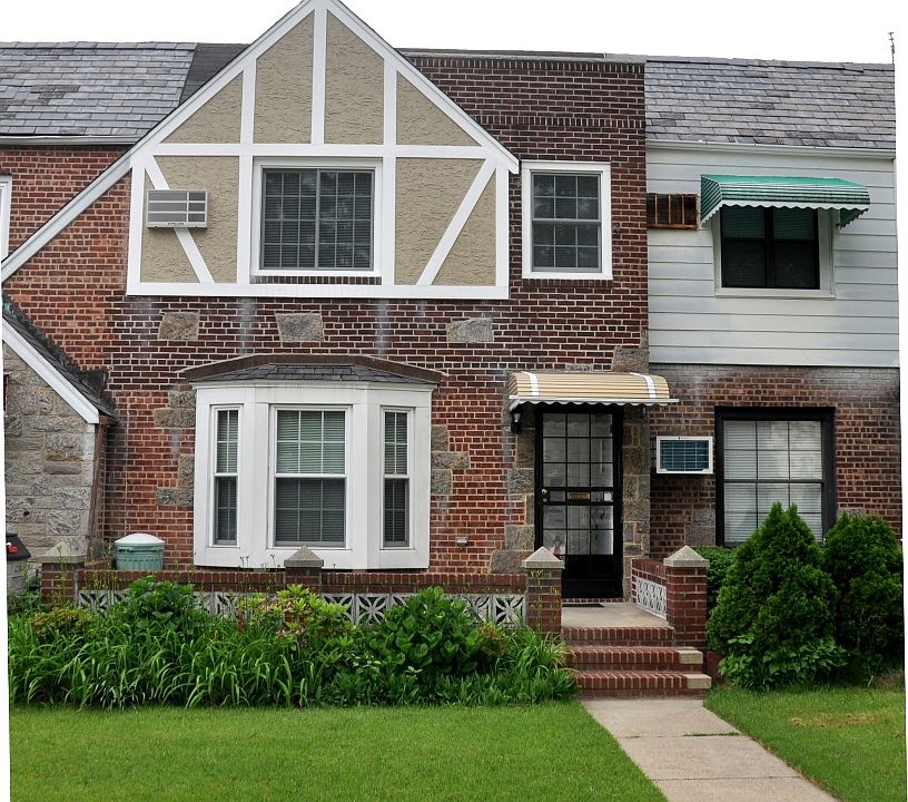 1st image of 9821 74th Ave