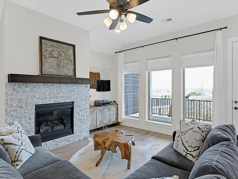 378 Carpenter Hill Dr — Photo 19