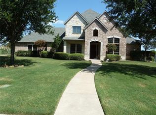121 Stoneleigh Dr, Heath, TX 75032