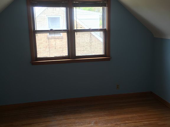 3rd image of 96 Shannon Dr