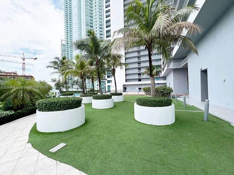888 Biscayne Blvd #4005 — Photo 17