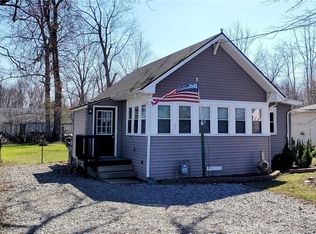 5823 Lakeview Ter, Lake View, NY 14085