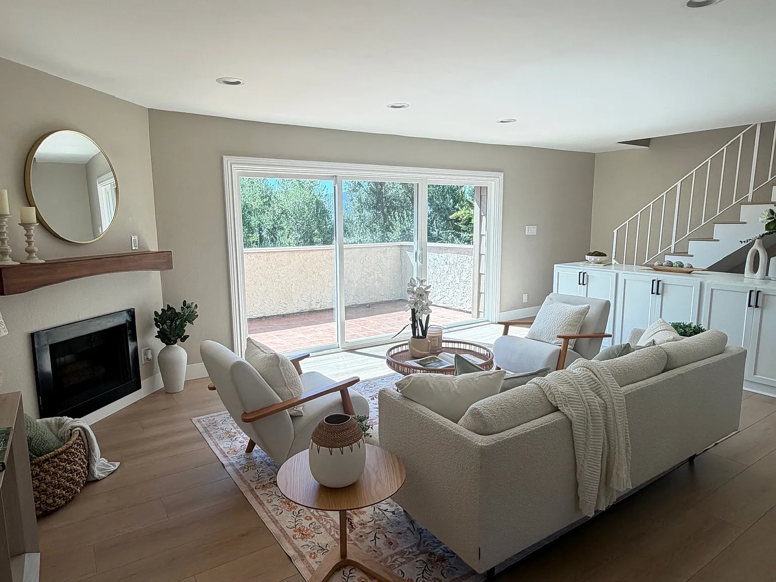 757 Warwick Ave — Photo 1