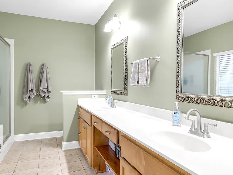 232 Cottonham Ct — Photo 51