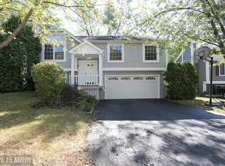 7 Swan Stream Ct, Gaithersburg, MD 20877