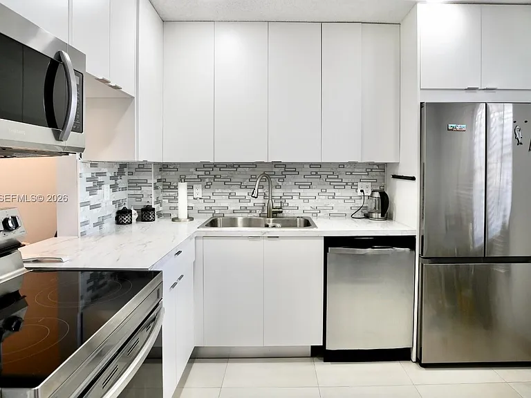 251 Berkley Rd #209 — Photo 5