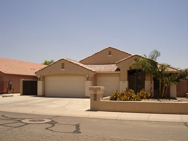 3929 W Lone Cactus Dr 061812 048