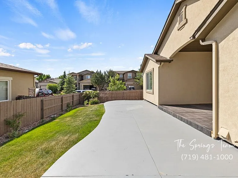 9212 Lizard Rock Trl — Photo 57