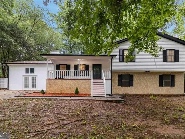 488 Russell Rd, Lawrenceville, GA 30043