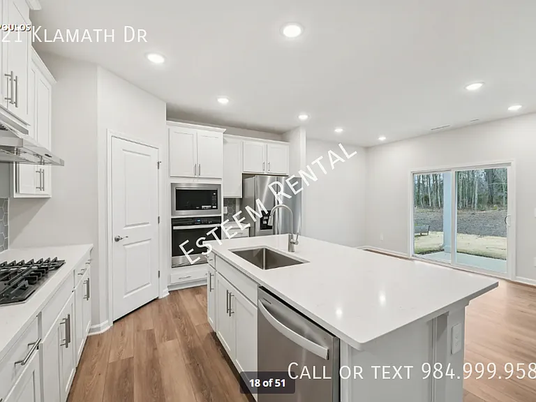 121 Klamath Dr — Photo 15
