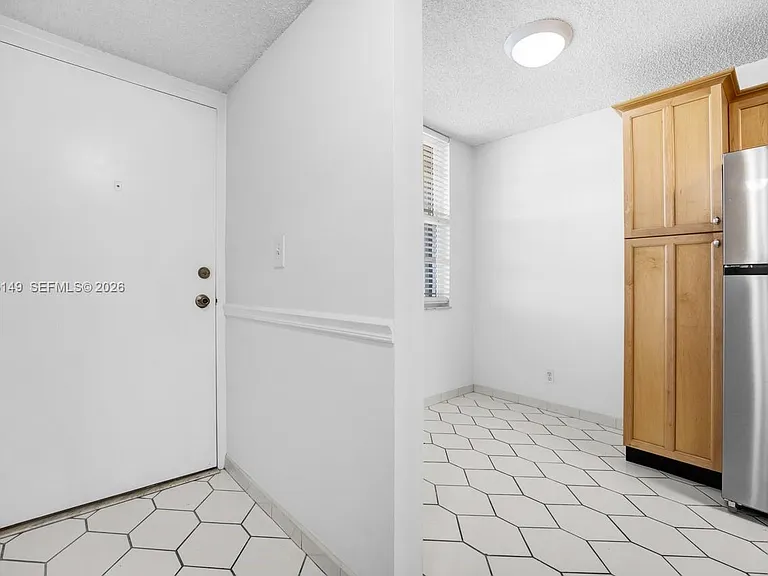250 Jacaranda Dr #508 — Photo 4