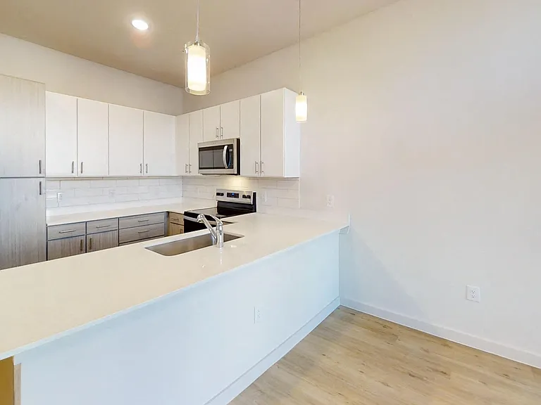 Park South — Photo 150