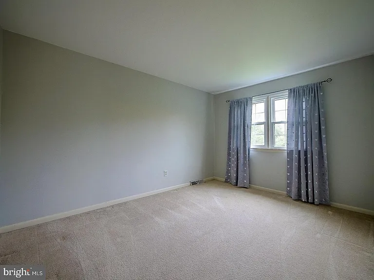 1001 Winfield Ct — Photo 22