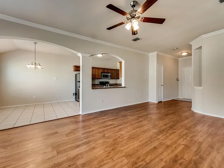 819 Hibiscus Trl — Photo 17