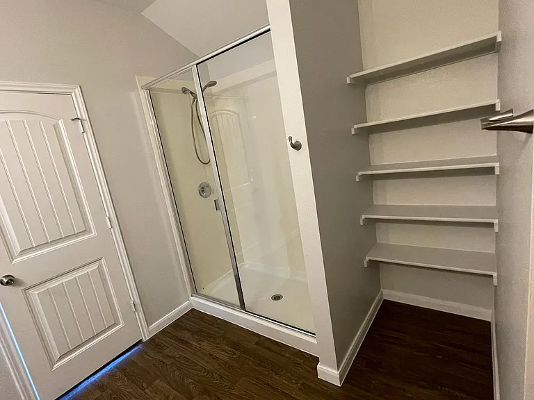 136 Voss — Photo 27