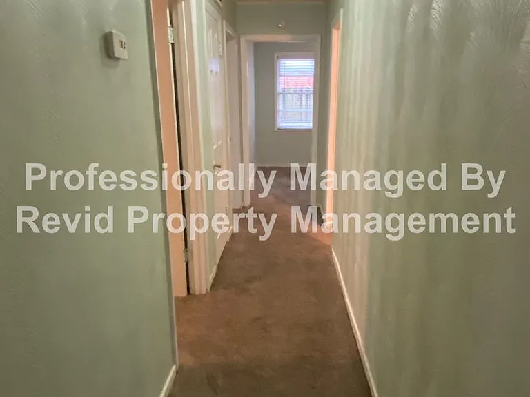 4121 Westover Ave — Photo 9