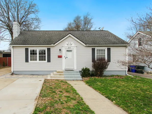 2115 Clays Mill Rd, Lexington, KY 40503