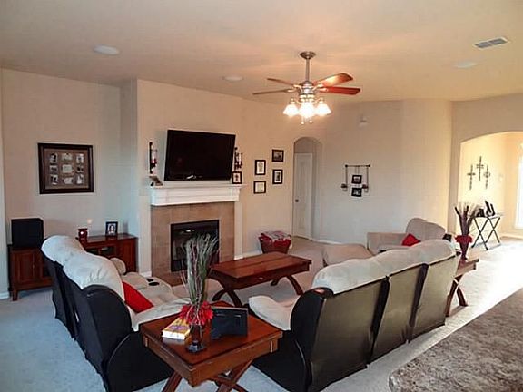3rd image of 10904 Owl Creek Dr