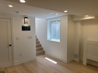 1056 Charminster Cres E, Mississauga, ON L5V 1R1