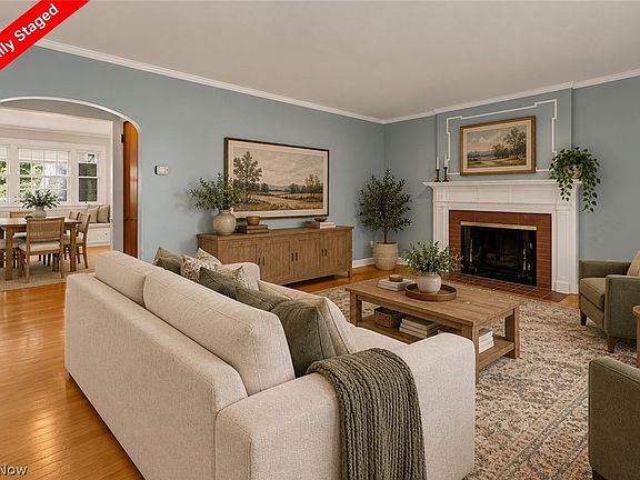 2nd image of 233 Oakley Ave