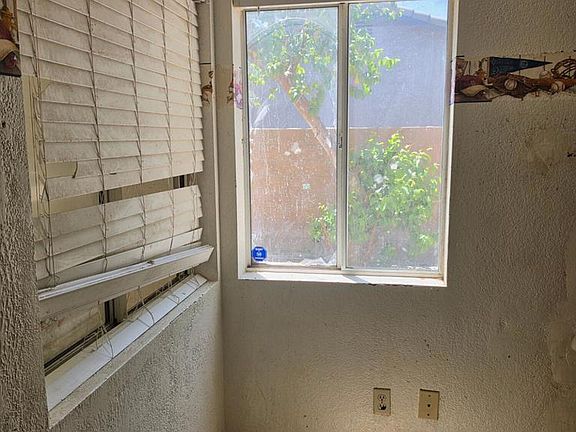 4th image of 69100 San Susanna Ave