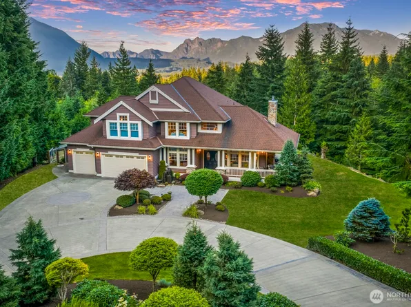 15512 Uplands Way SE, North Bend, WA 98045