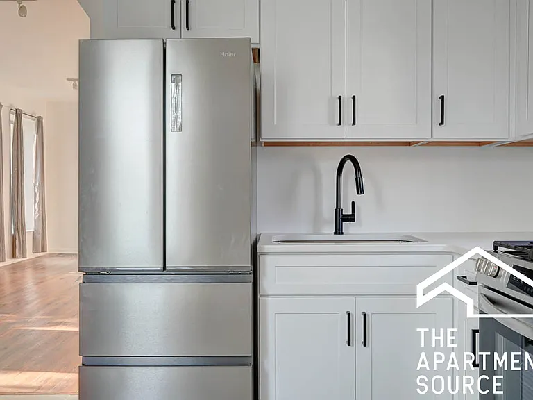 2732 W Chicago Ave #3R — Photo 6