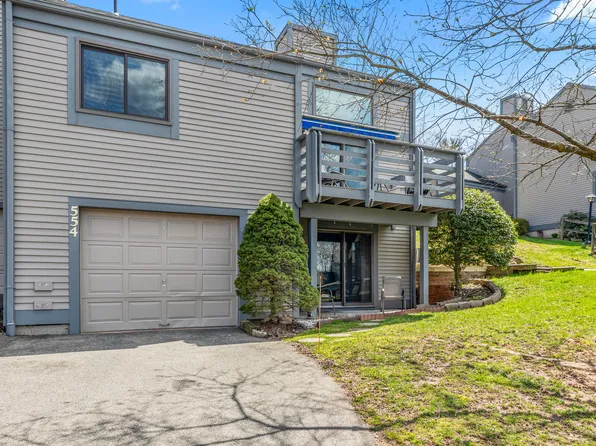 554 Pilgrim Harbor #554, Wallingford, CT 06492