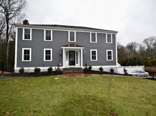 49 Wanders Dr, Hingham, MA 02043