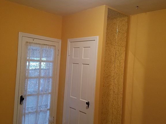 5th image of 4012 McDonald Ave