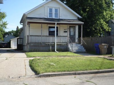 923 47th STREET, Kenosha, WI, 53140