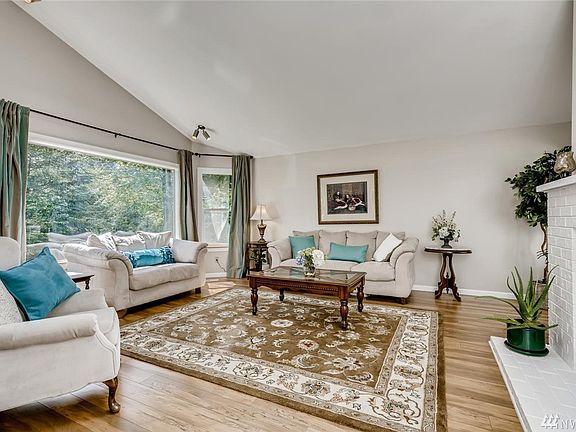 4th image of 27717 193rd Ave SE