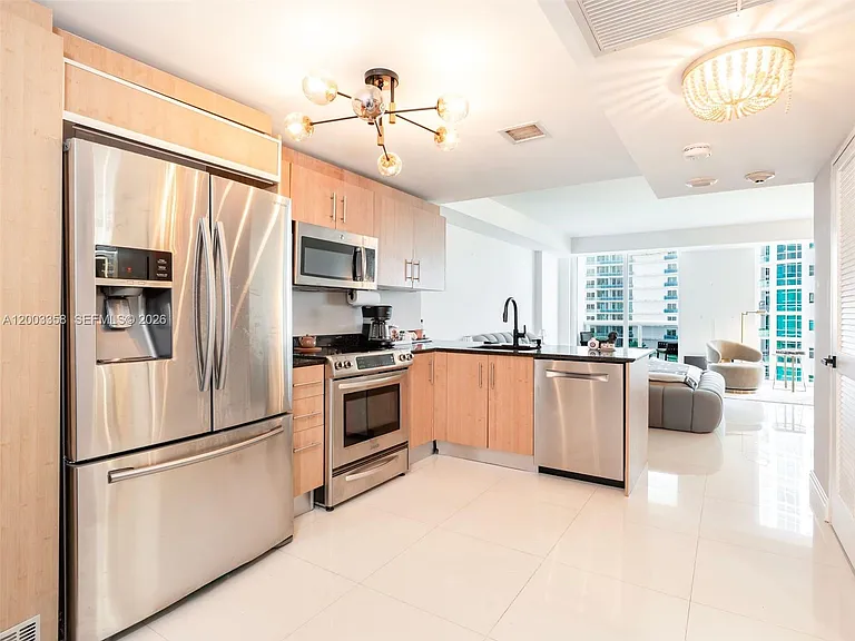 10275 Collins Ave #802 — Photo 8