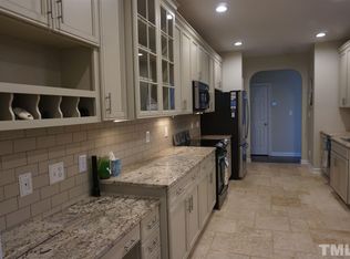 108 Walmsley Ct, Cary, NC 27519