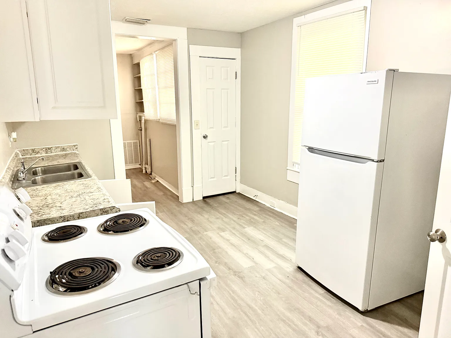 3 bed, 1204 sqft, $1,250 — Photo 4