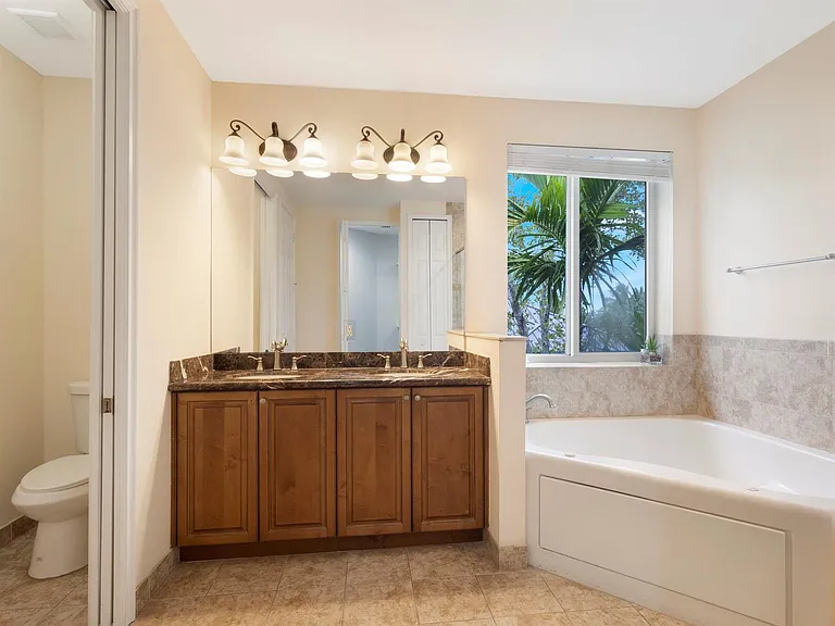 3028 Waterside Cir — Photo 32