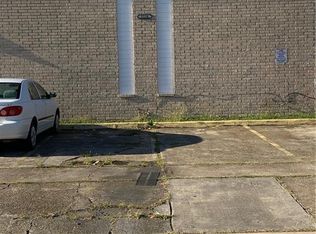 1116 Crape Myrtle Ln, Harvey, LA 70058