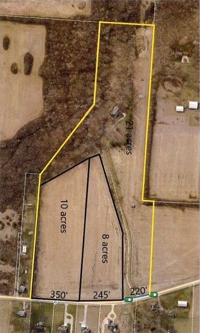 2nd image of 2 Estate Dr #202