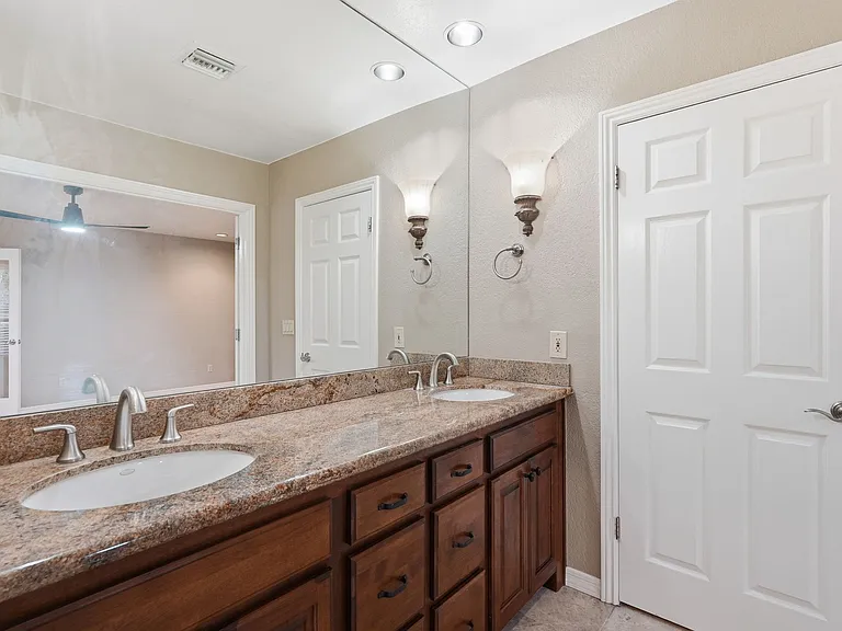 8125 E Lippizan Trl — Photo 29
