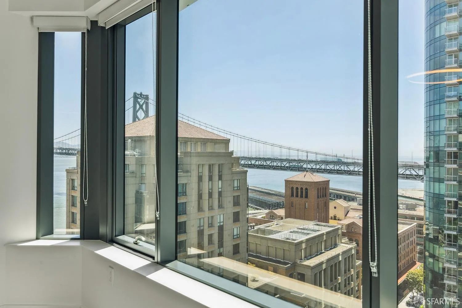 2 bed, 2.0 bath, 1033 sqft, $7,695 — Photo 4