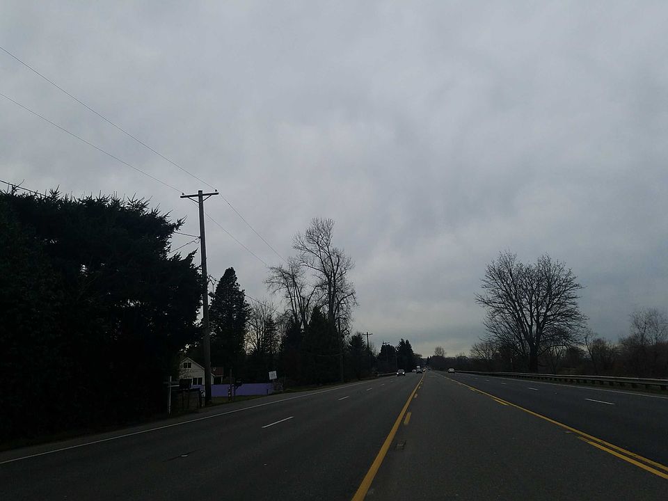 2nd image of 3804 River Rd E