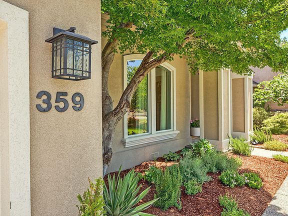 3rd image of 359 Robert Trent Jones Blvd