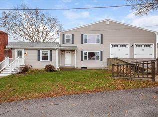 32 Richard Smith Rd, Narragansett, RI 02882
