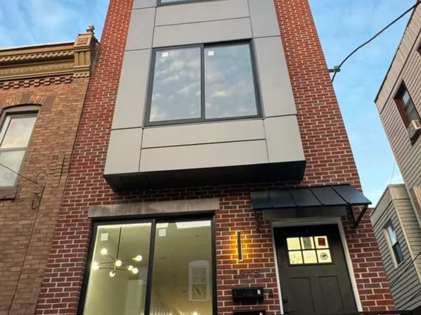 (undisclosed Address), Philadelphia, PA 19145