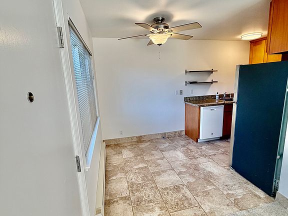 5th image of 22 Highland Ave #G