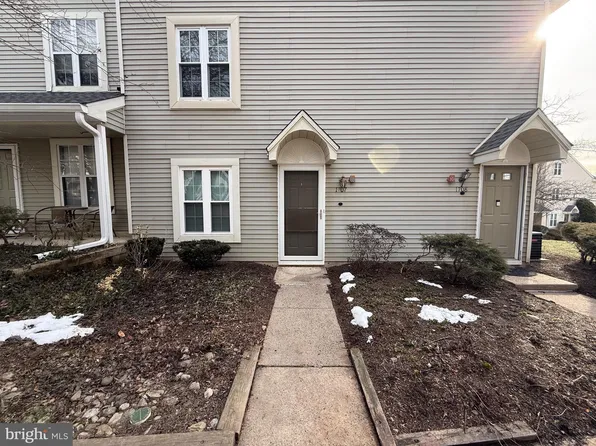 1707 Society Pl, Newtown, PA 18940