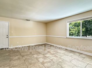 312 Ashlawn Dr APT 6, Norfolk, VA 23505